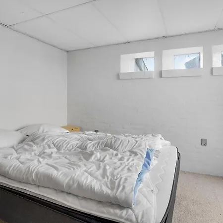 Vakantiehuis Lovely In With Wifi Romo